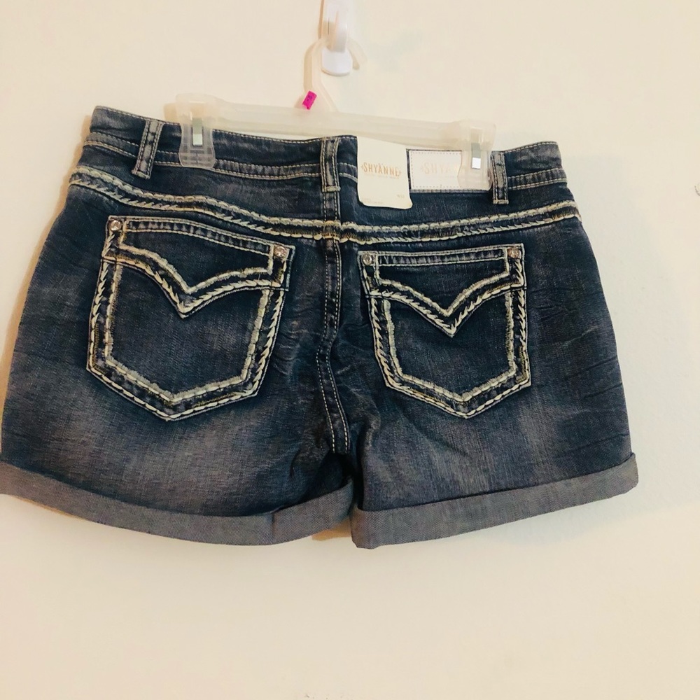 Shyanne,  blue jean shorts, new with tags,never used,size 32 in women.